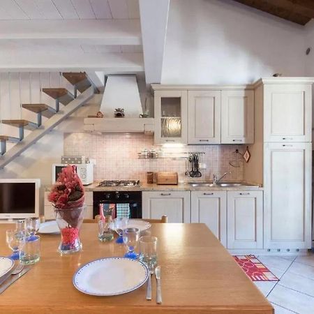 Casa Vacanze Rosalba Ferrara di Monte Baldo Экстерьер фото